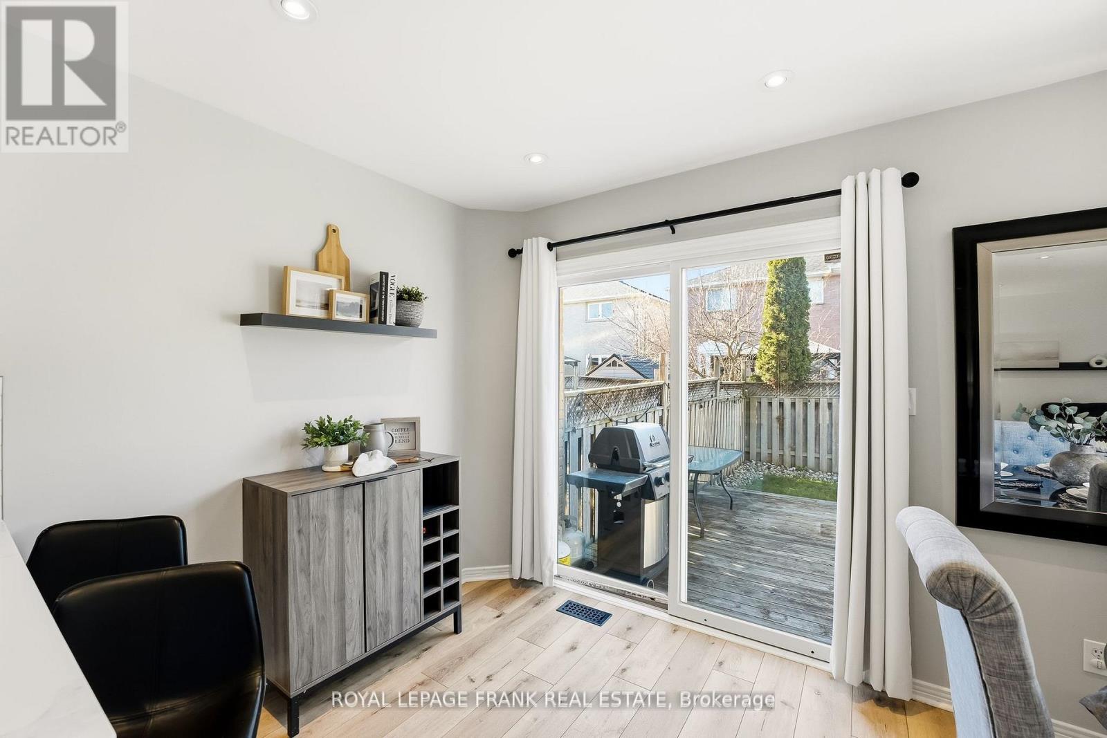 6 Short Crescent, Clarington, Ontario  L1E 2Z5 - Photo 9 - E12582482