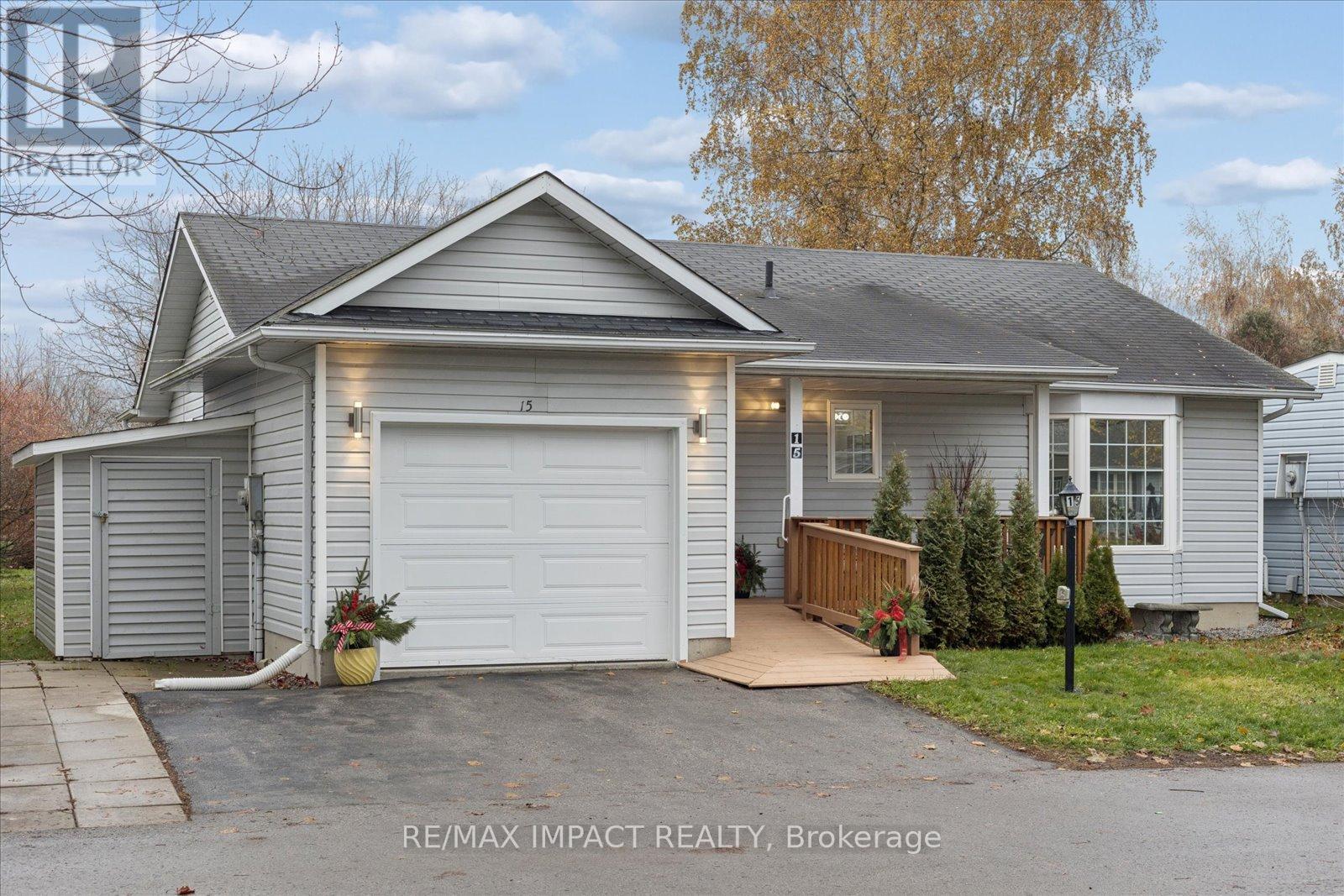 15 FAIRWAY DRIVE, Clarington, Ontario