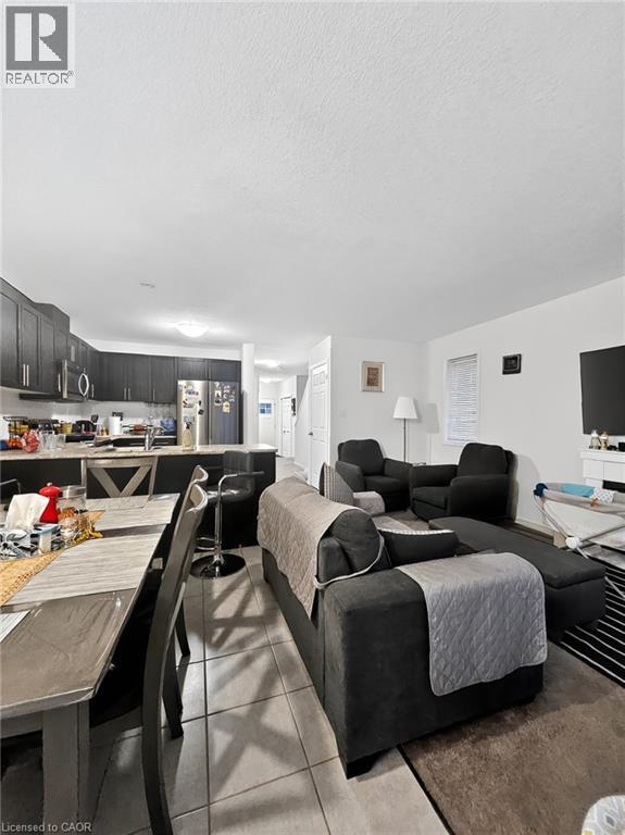 135 Hardcastle Drive Unit# 75, Cambridge, Ontario  N1S 0B6 - Photo 3 - 40787712