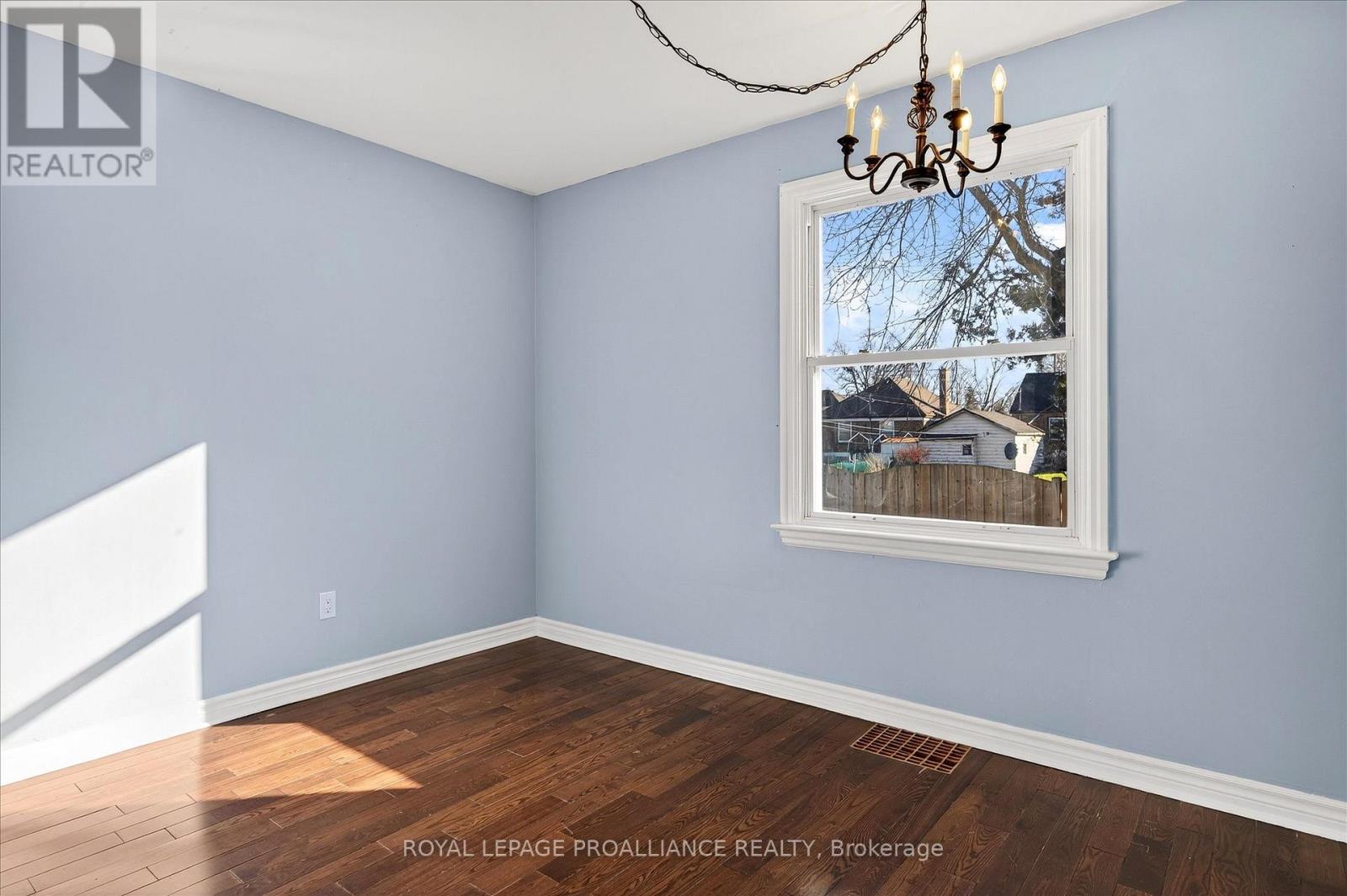 543 Howden Street, Peterborough, Ontario  K9J 4B4 - Photo 24 - X12582344