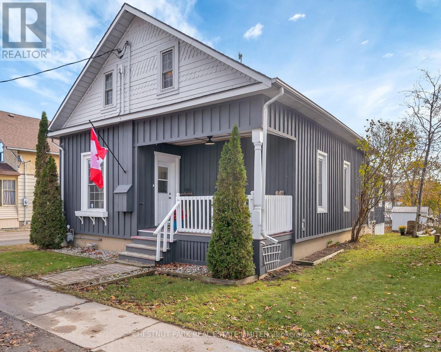 299 Noxon Avenue, Prince Edward County, Ontario  K0K 3L0 - Photo 1 - X12582424