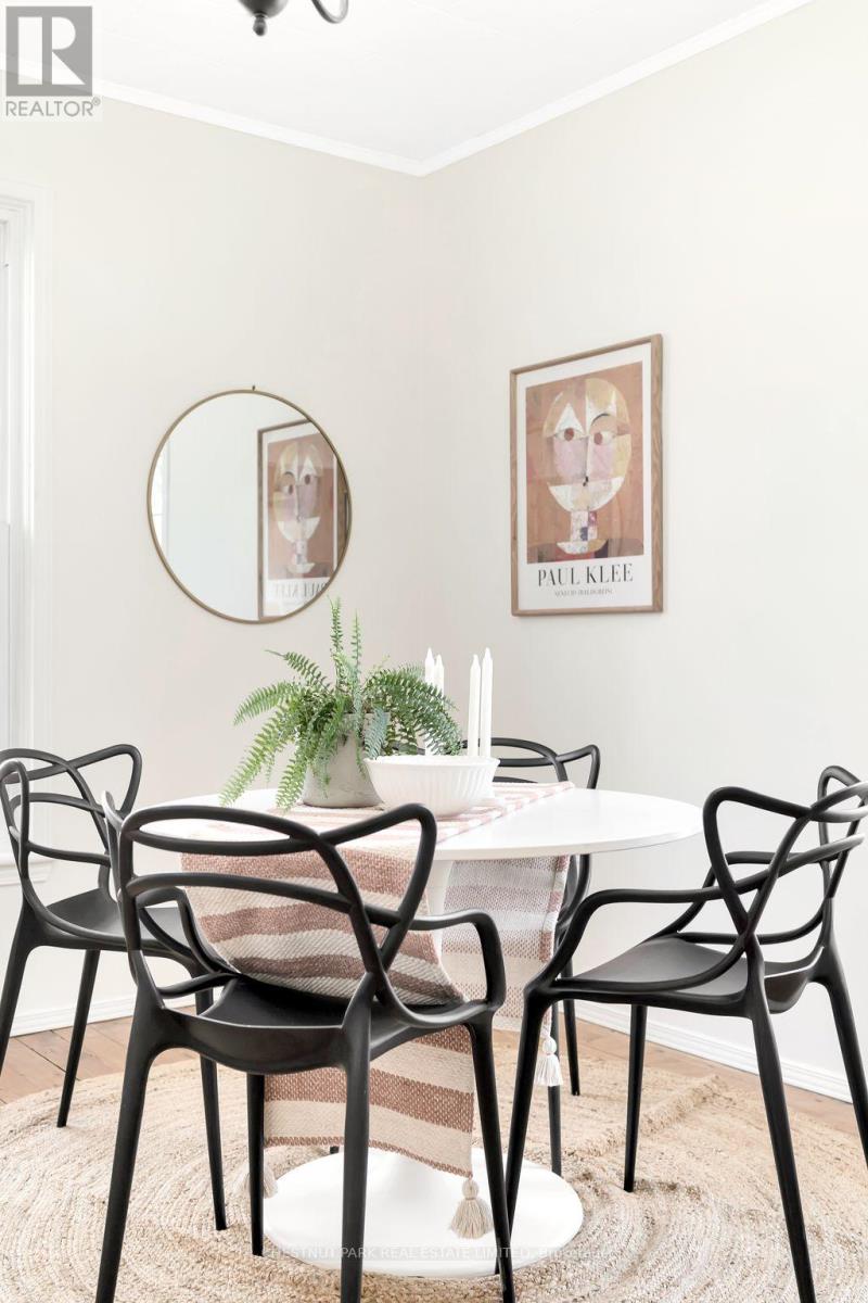 299 Noxon Avenue, Prince Edward County, Ontario  K0K 3L0 - Photo 7 - X12582424