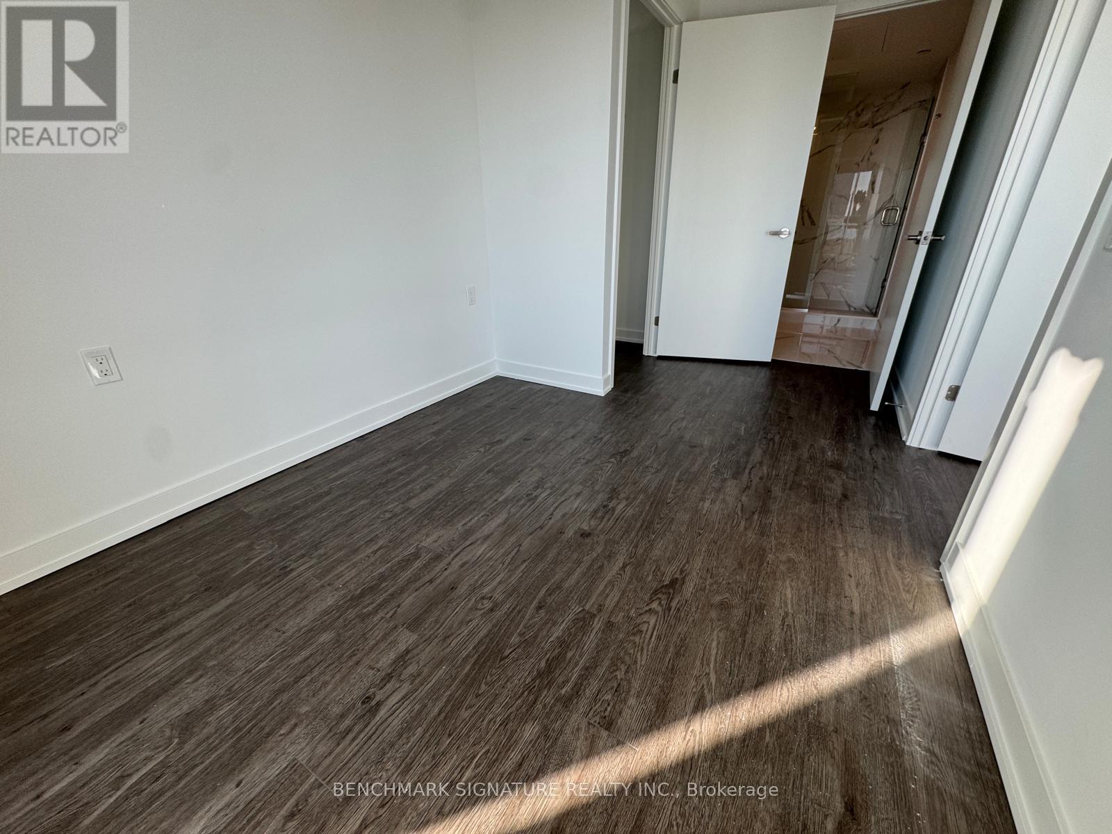 4003 - 88 Queen Street E, Toronto, Ontario  M5C 0B6 - Photo 3 - C12560976