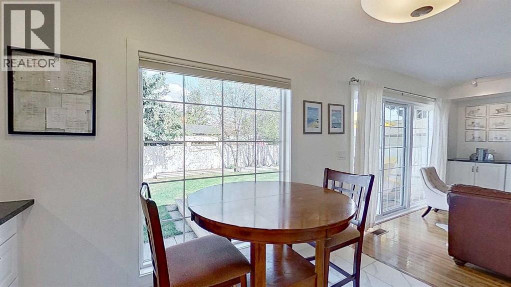 2932 Lathom Crescent Sw, Calgary, Alberta  T3E 5W7 - Photo 13 - A2270024