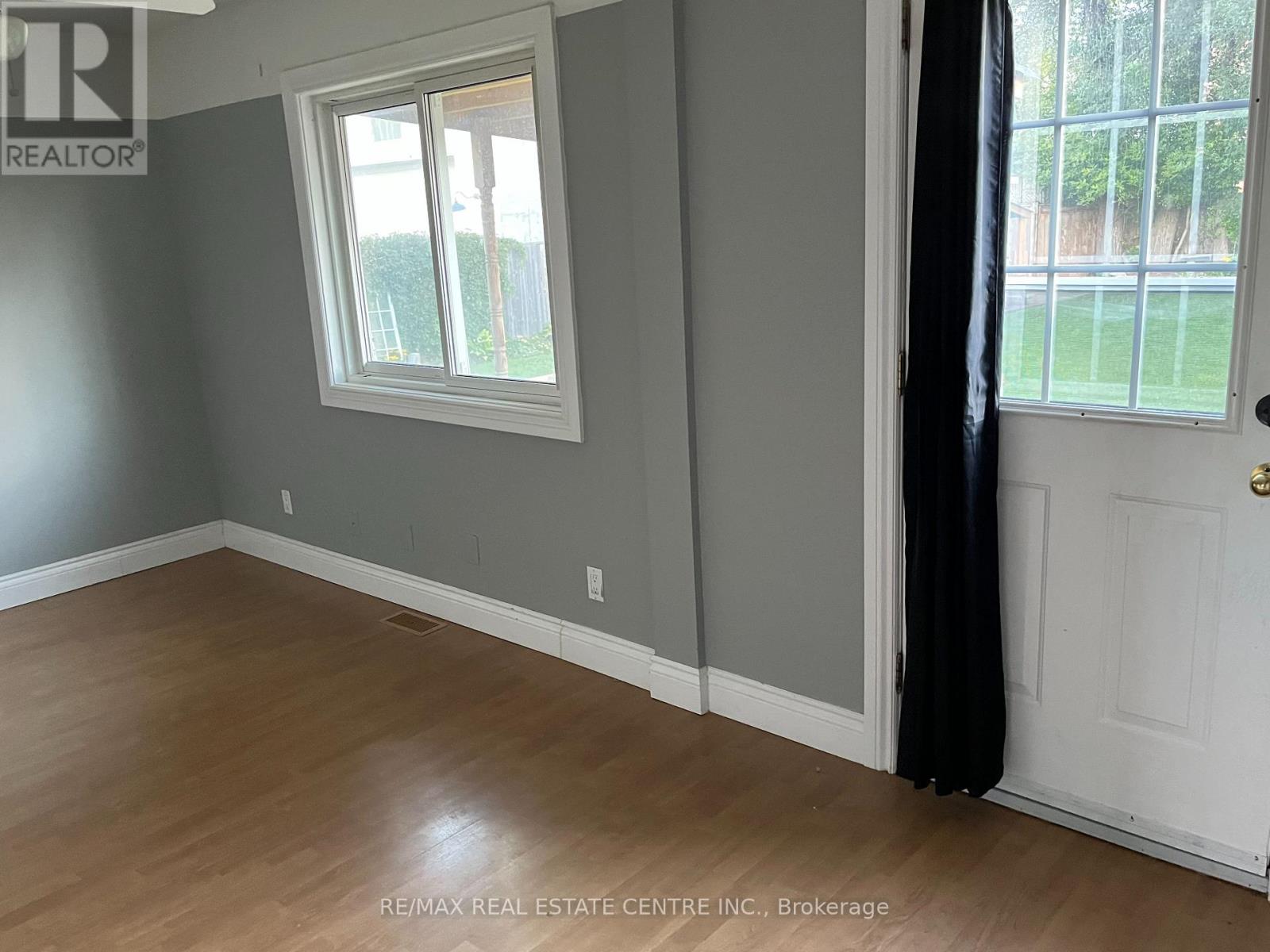 289 King Street N, New Tecumseth (Alliston), Ontario  L9R 1N3 - Photo 3 - N12582212