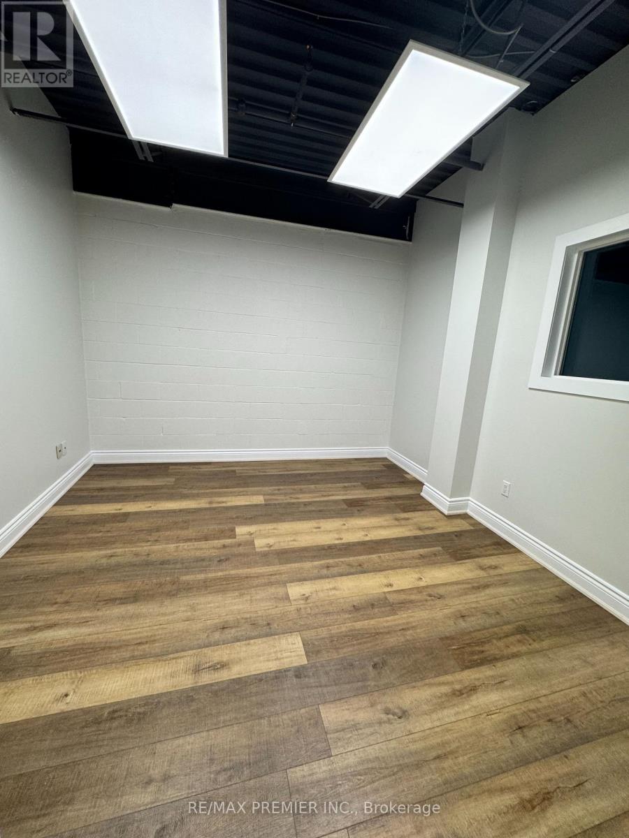 28 Upper Level - 8611 Weston Road, Vaughan, Ontario  L4L 9P1 - Photo 7 - N12582306