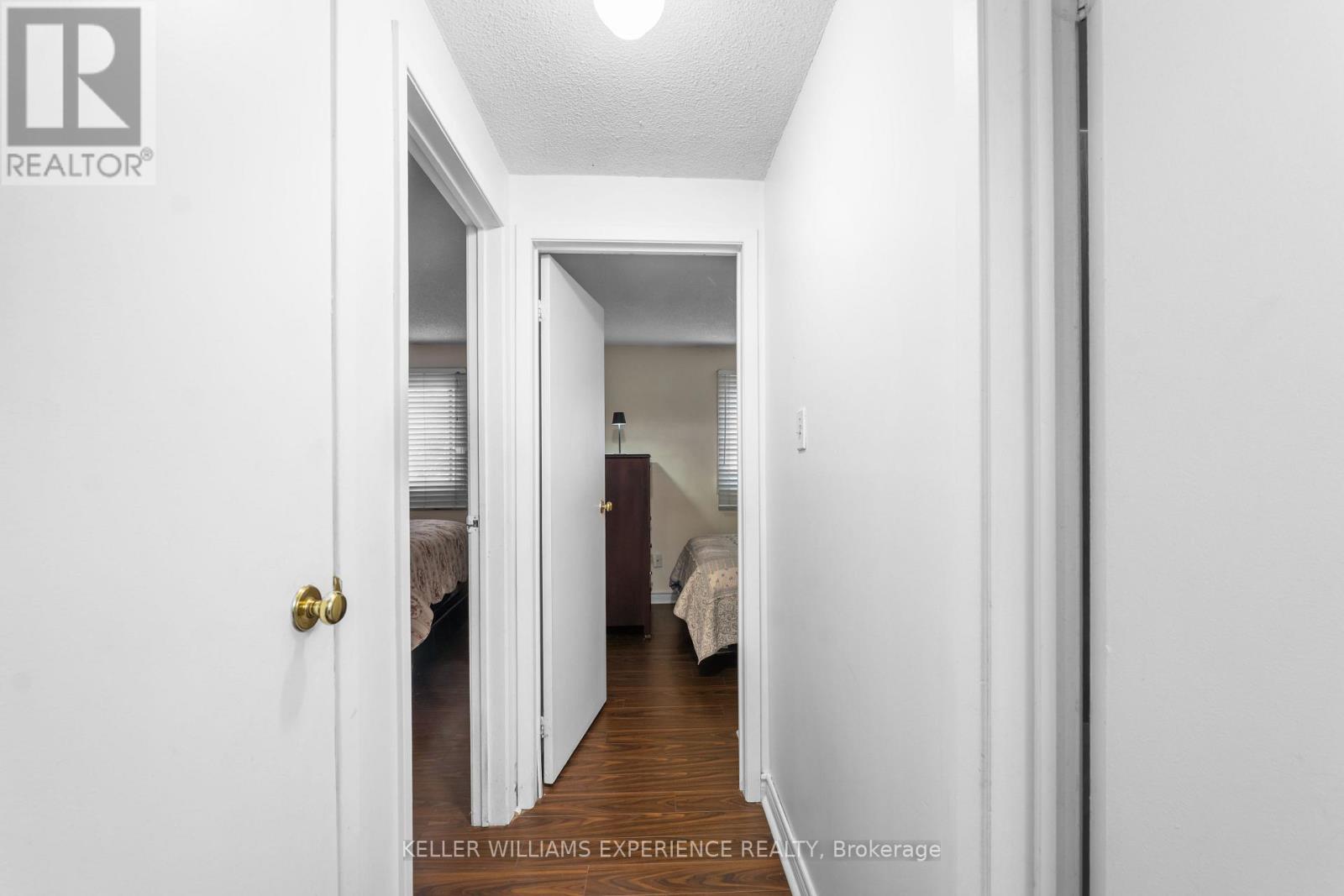 4 Sunshine Drive, Richmond Hill, Ontario  L4C 8K8 - Photo 15 - N12582314