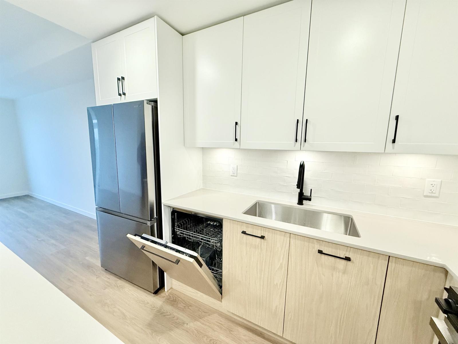 301 27215 Aldergrove Town Centre Drive, Langley, British Columbia  V4W 0E3 - Photo 14 - R3070376