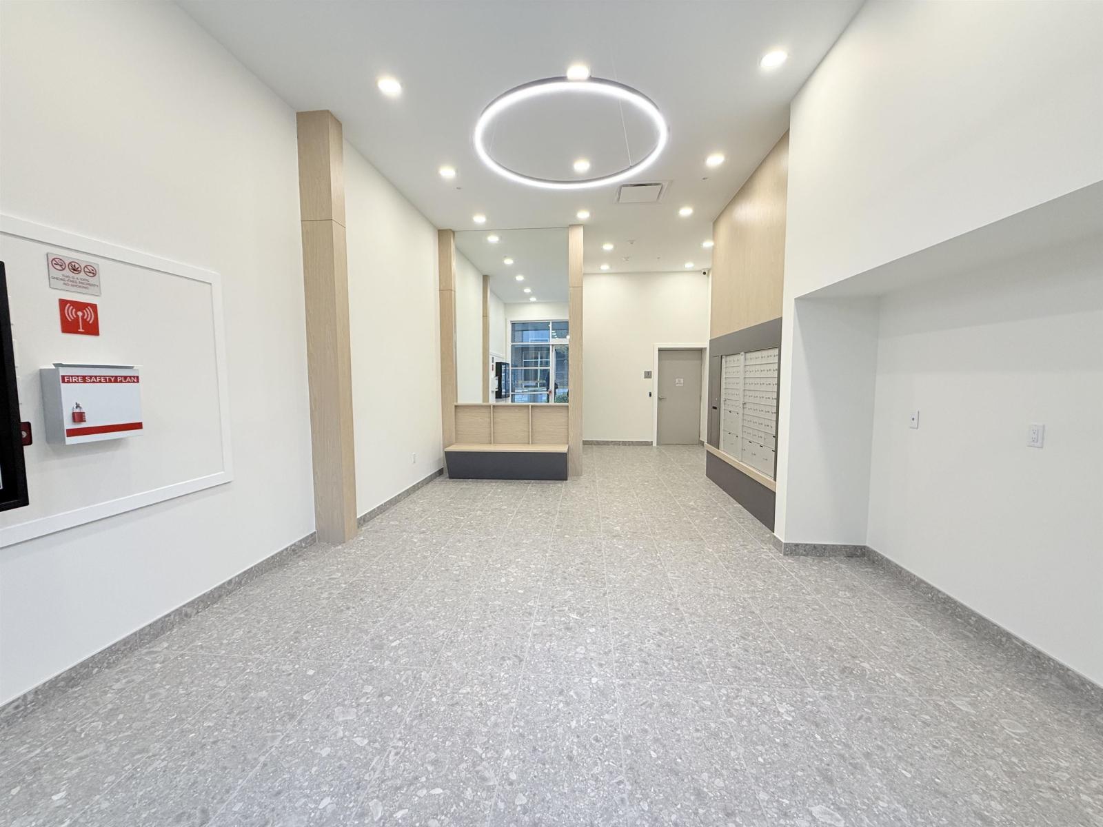 301 27215 Aldergrove Town Centre Drive, Langley, British Columbia  V4W 0E3 - Photo 5 - R3070376