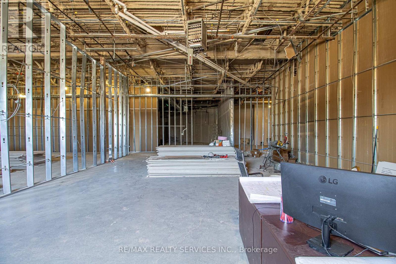 19 - 30 Dean Park Road, Toronto (Rouge), Ontario  M1B 3H1 - Photo 6 - E12514486