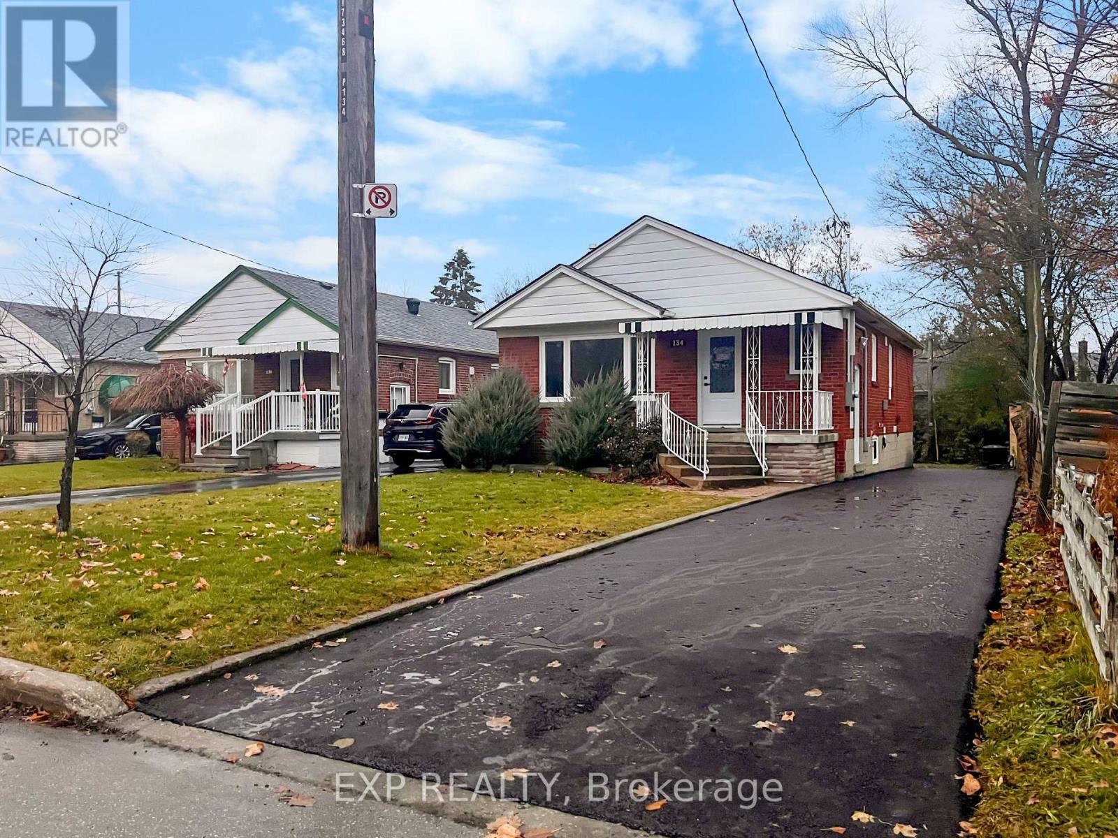 134 Glenshephard Drive, Toronto, Ontario  M1K 4N6 - Photo 3 - E12580572