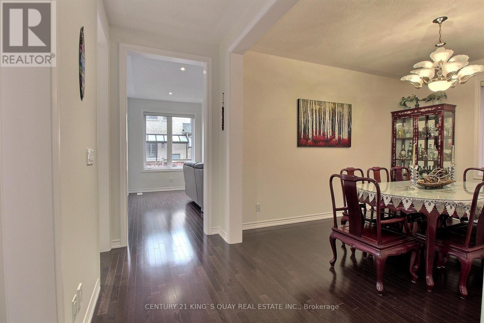 45 Chessington Avenue, East Gwillimbury, Ontario  L9N 0R5 - Photo 11 - N12581316