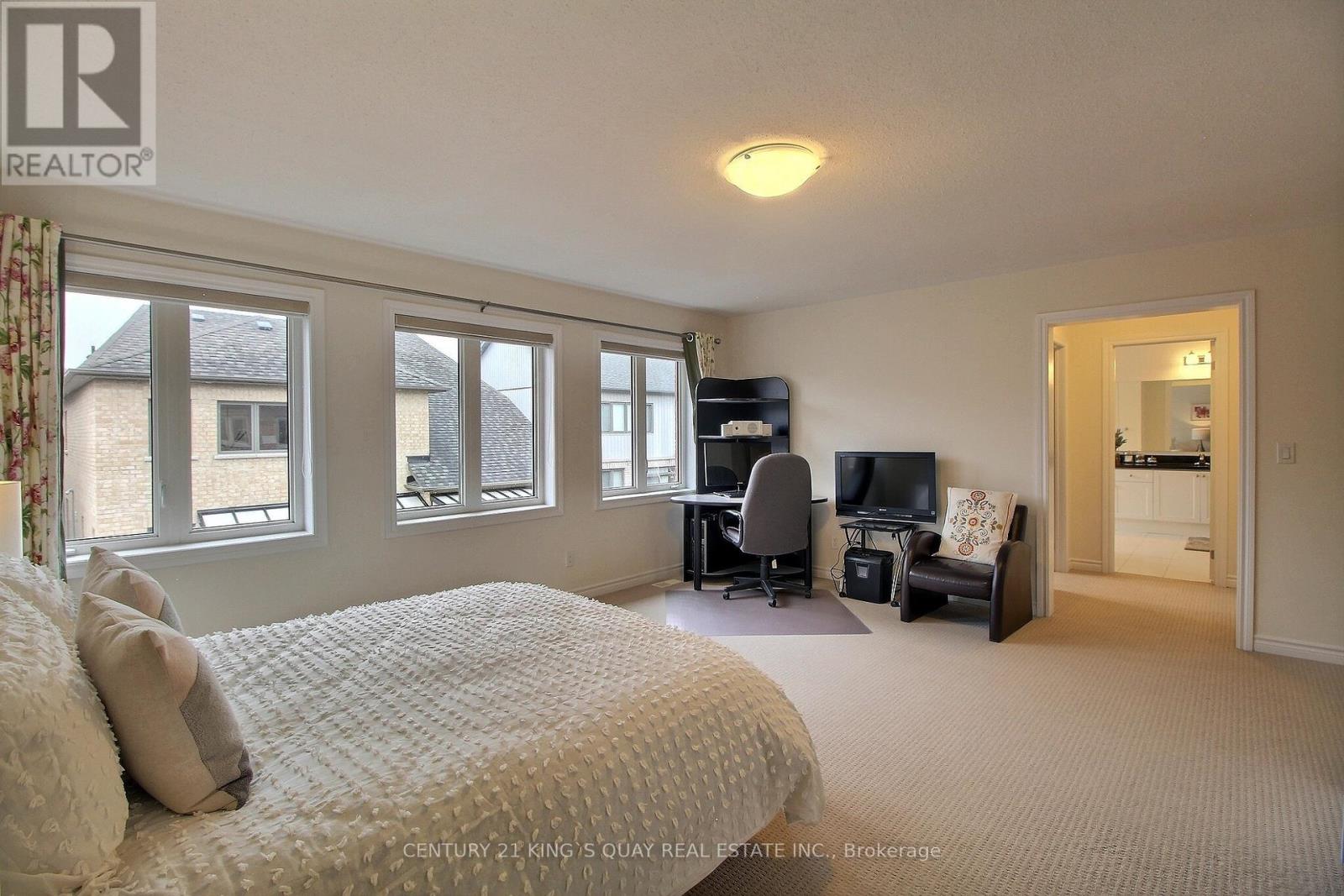 45 Chessington Avenue, East Gwillimbury, Ontario  L9N 0R5 - Photo 18 - N12581316