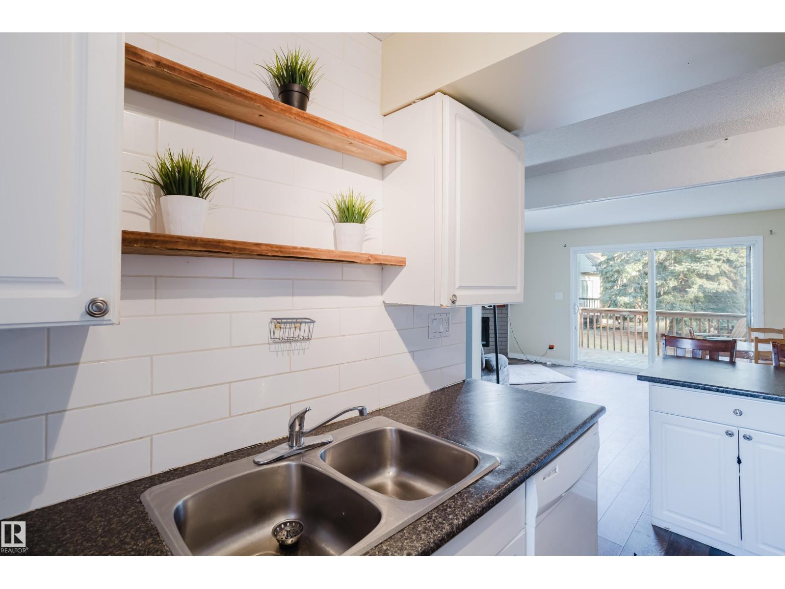 14612 121 ST NW, edmonton, Alberta