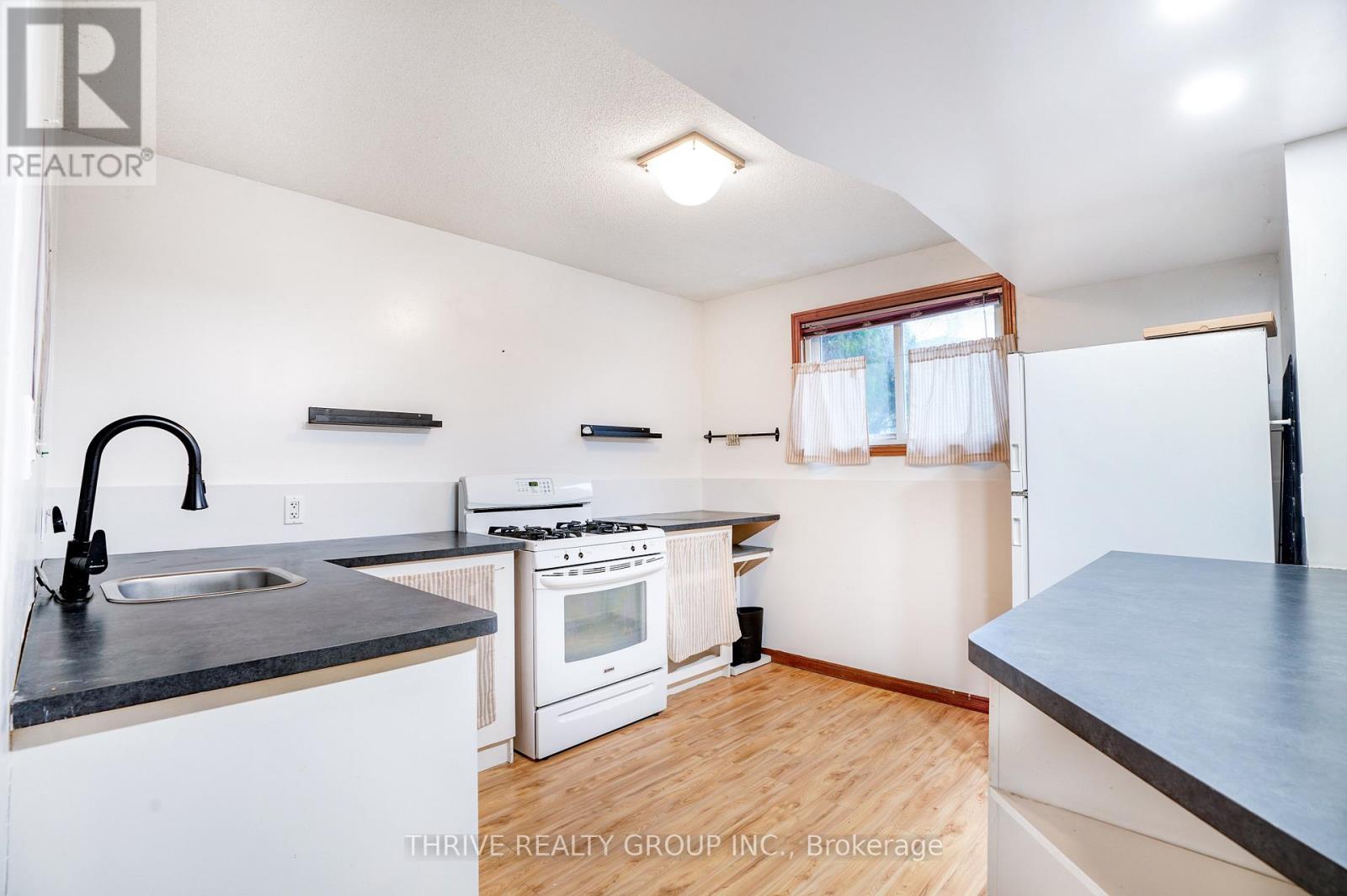 1078 Lawson Road, London North, Ontario  N6G 2X9 - Photo 30 - X12582348