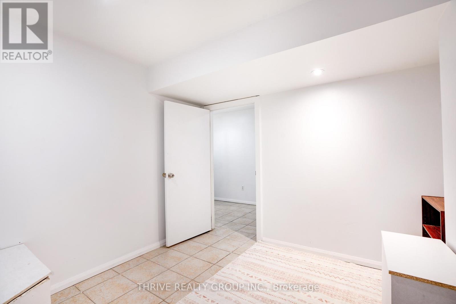 1078 Lawson Road, London North, Ontario  N6G 2X9 - Photo 37 - X12582348