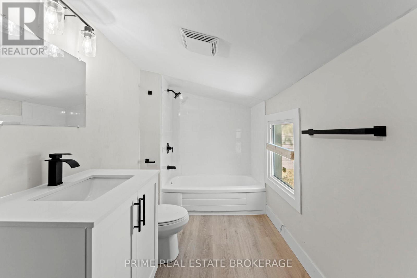 477 Horton Street, London East, Ontario  N6B 1M8 - Photo 7 - X12582450