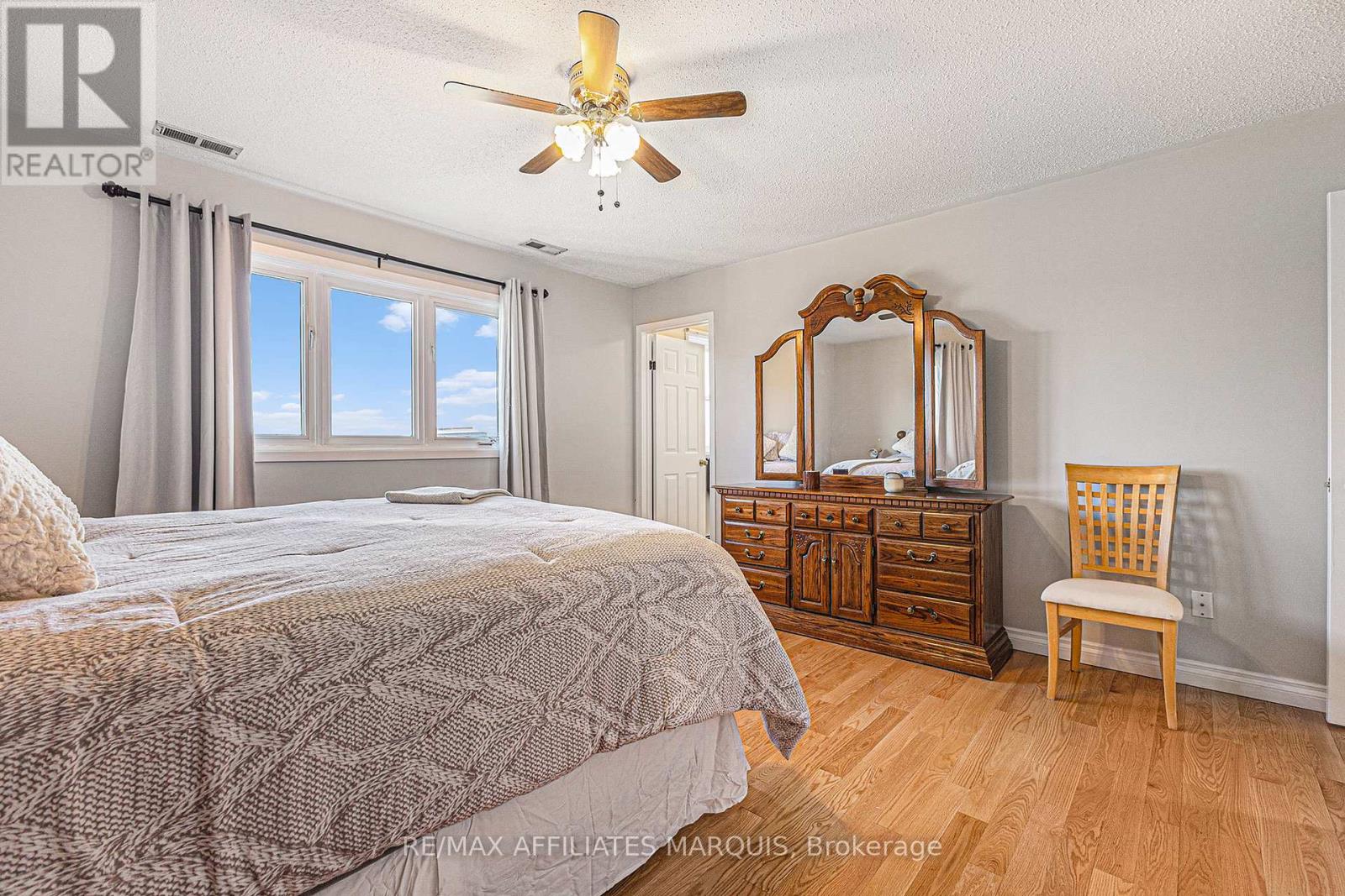 74 Colonel By Crescent, Smiths Falls, Ontario  K7A 5B6 - Photo 19 - X12582520