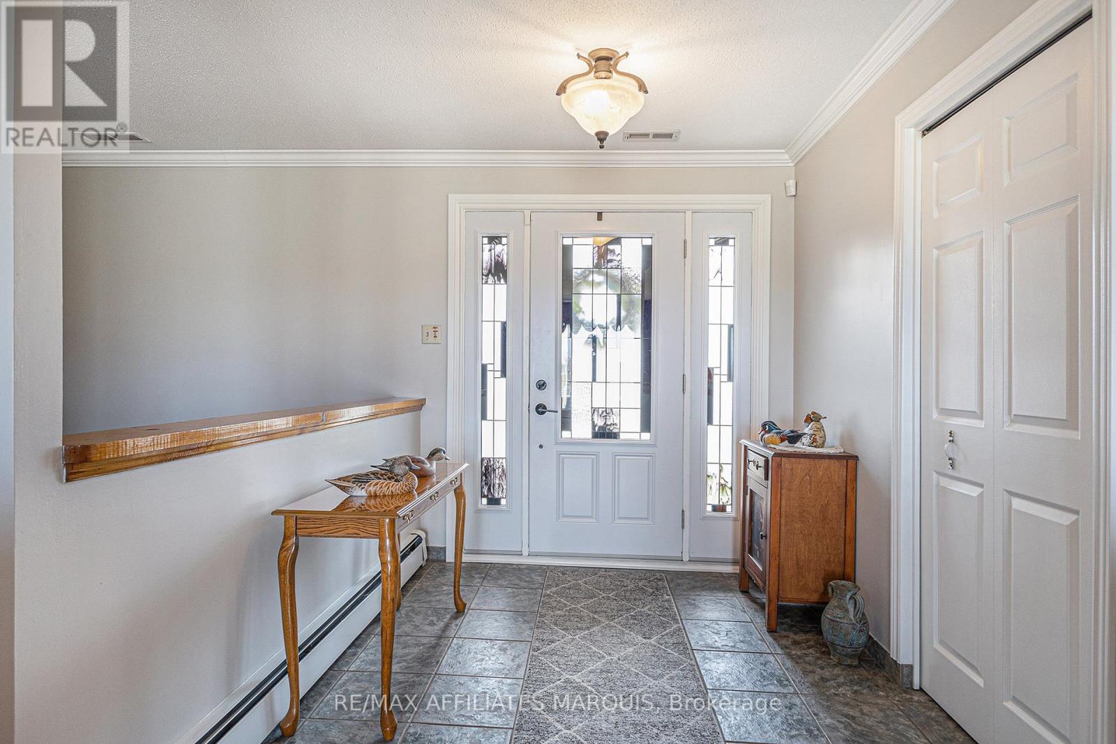 74 Colonel By Crescent, Smiths Falls, Ontario  K7A 5B6 - Photo 4 - X12582520