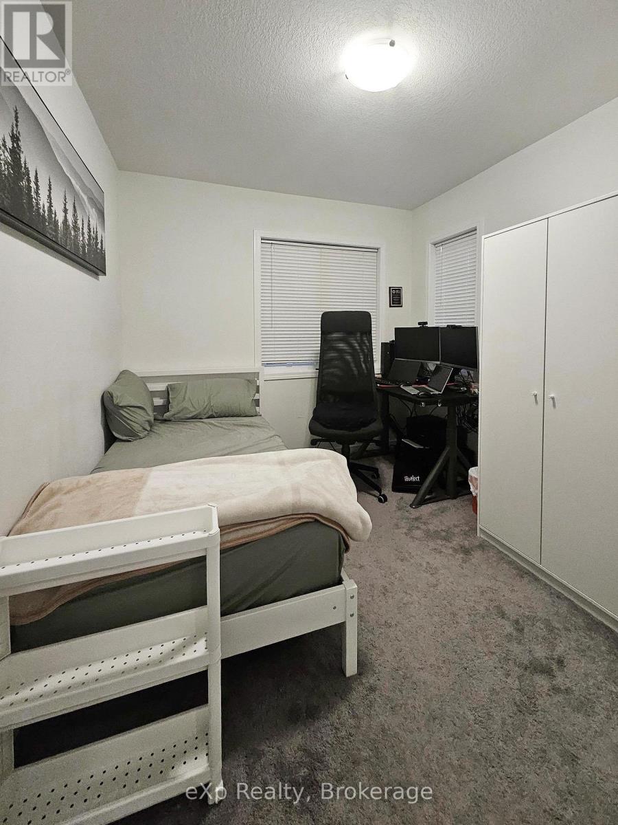 75 - 135 Hardcastle Drive, Cambridge, Ontario N1S 0B6 - Photo 7 - X12578176