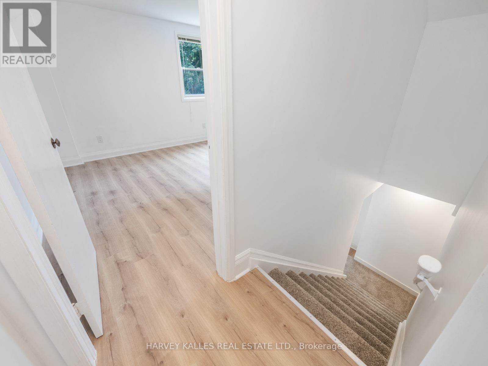 12 Gibson Avenue, Toronto, Ontario  M9V 2S6 - Photo 15 - W12582254