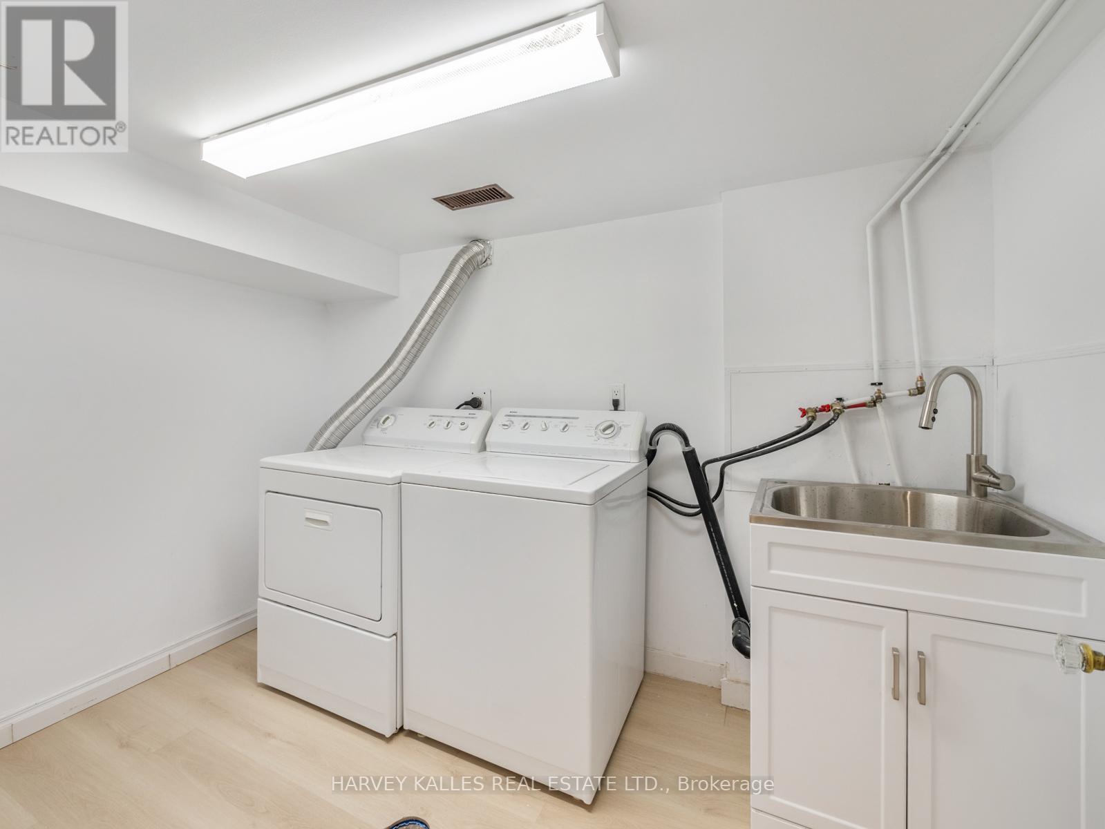 12 Gibson Avenue, Toronto, Ontario  M9V 2S6 - Photo 33 - W12582254