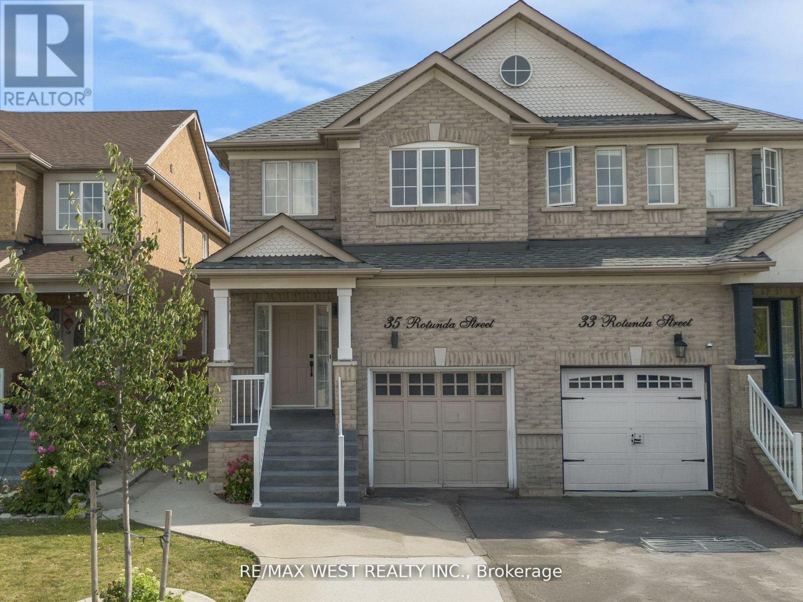 35 ROTUNDA STREET, Brampton, Ontario