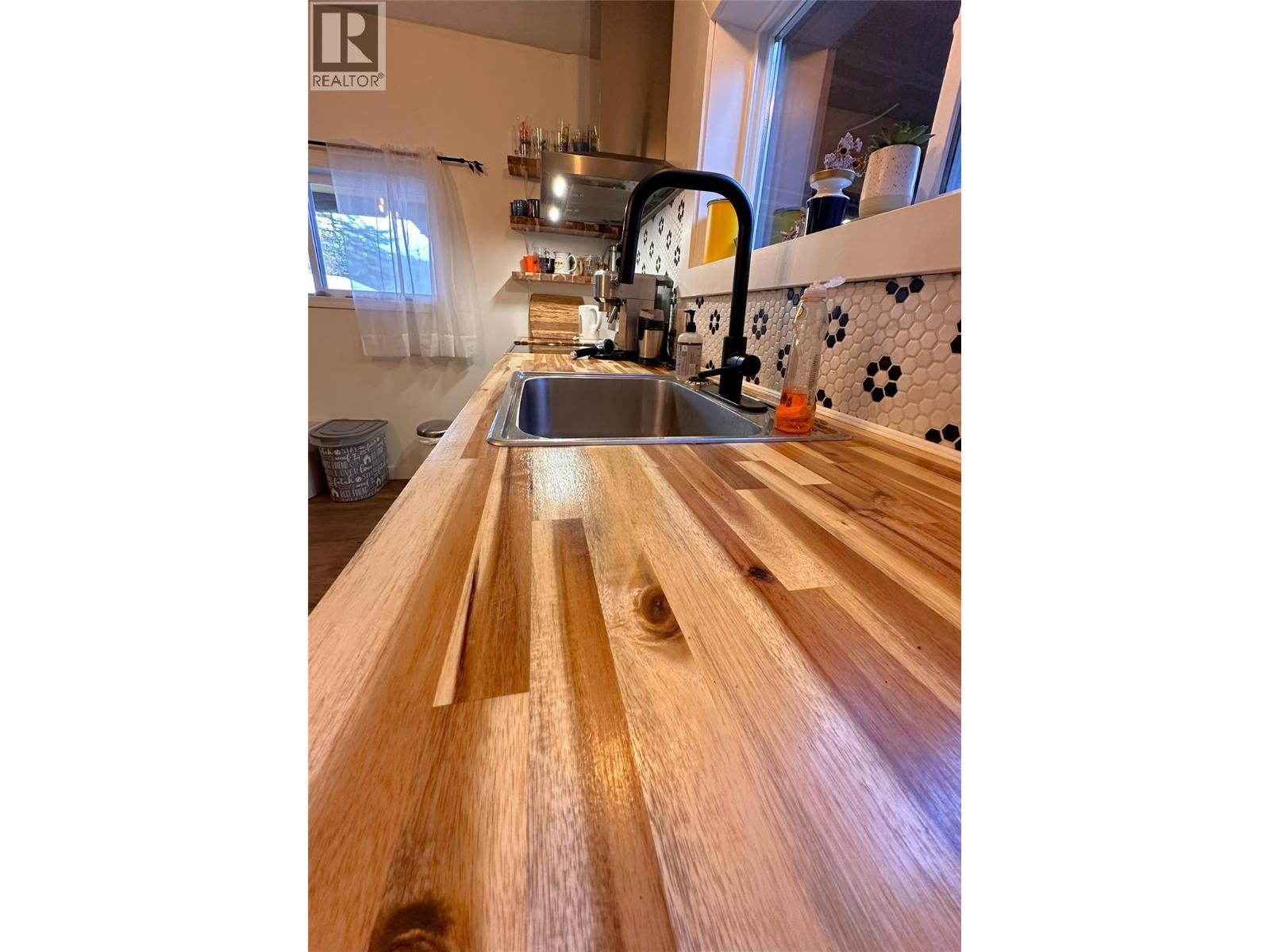 520 Cummings Road, Kimberley, British Columbia V1A 2E1 - Photo 10 - 10370023