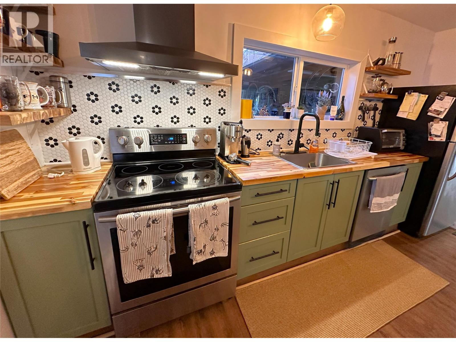 520 Cummings Road, Kimberley, British Columbia V1A 2E1 - Photo 9 - 10370023