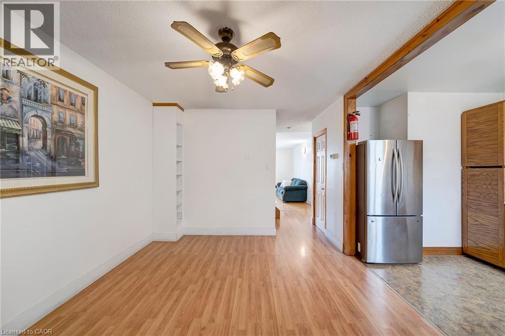 408 East 21st Street, Hamilton, Ontario  L8V 2V2 - Photo 11 - 40790892