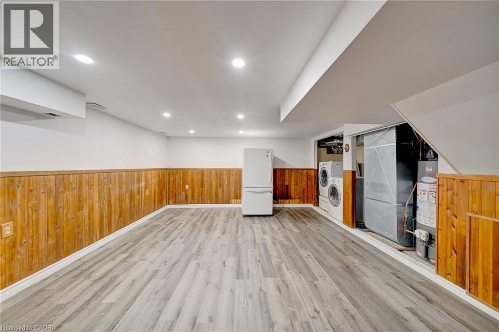 408 East 21st Street, Hamilton, Ontario  L8V 2V2 - Photo 24 - 40790892