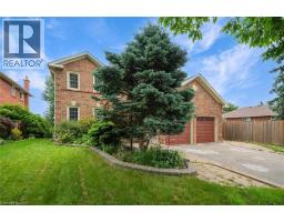 102 CRAWFORD ROSE Drive, Aurora, Ontario