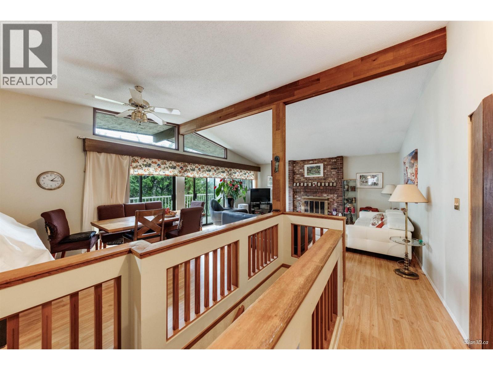 8167 10th Avenue, Burnaby, British Columbia  V3N 2S5 - Photo 8 - R3070359