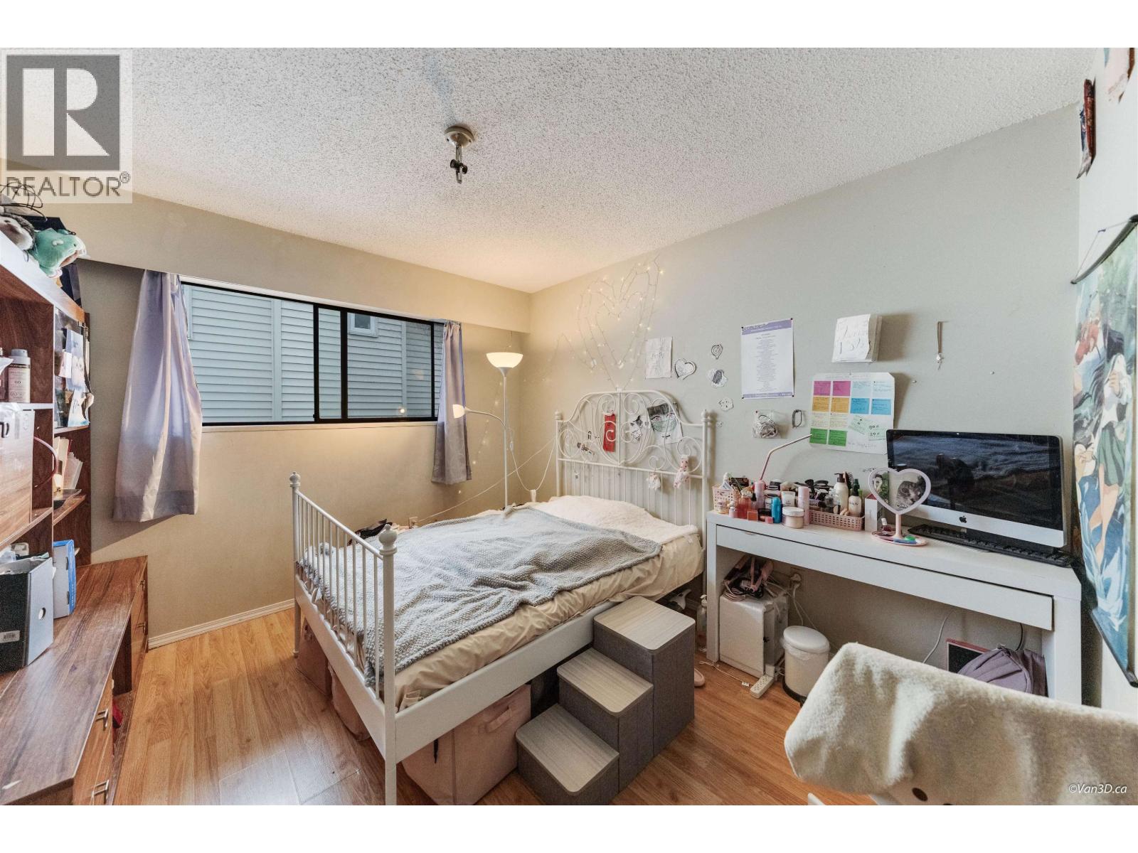 8167 10th Avenue, Burnaby, British Columbia  V3N 2S5 - Photo 18 - R3070359