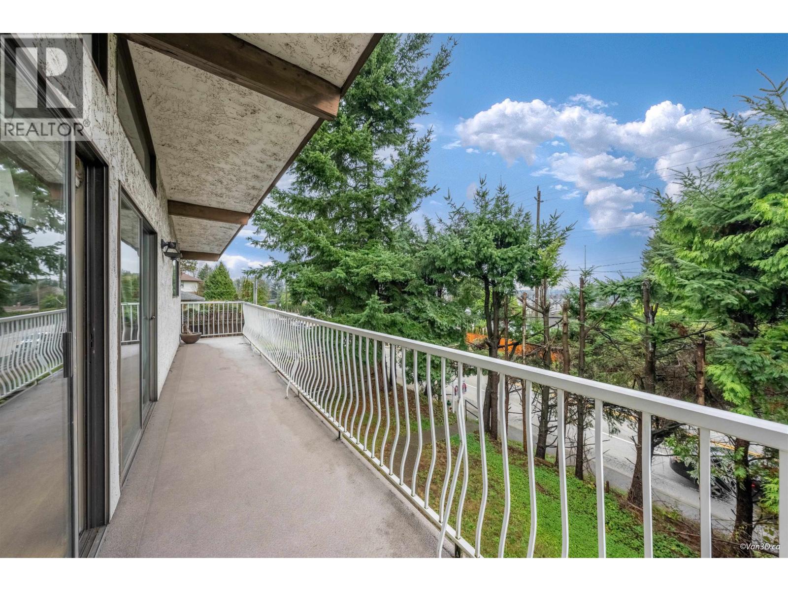 8167 10th Avenue, Burnaby, British Columbia  V3N 2S5 - Photo 37 - R3070359