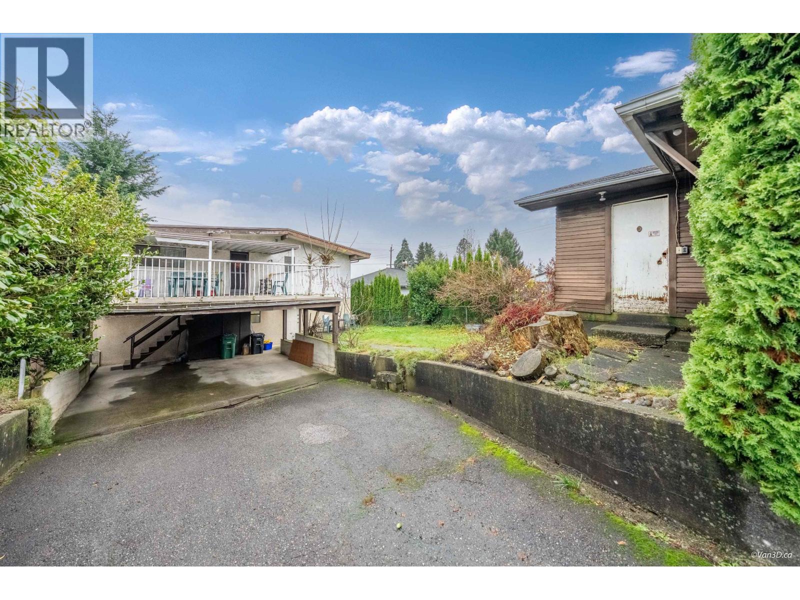 8167 10th Avenue, Burnaby, British Columbia  V3N 2S5 - Photo 39 - R3070359