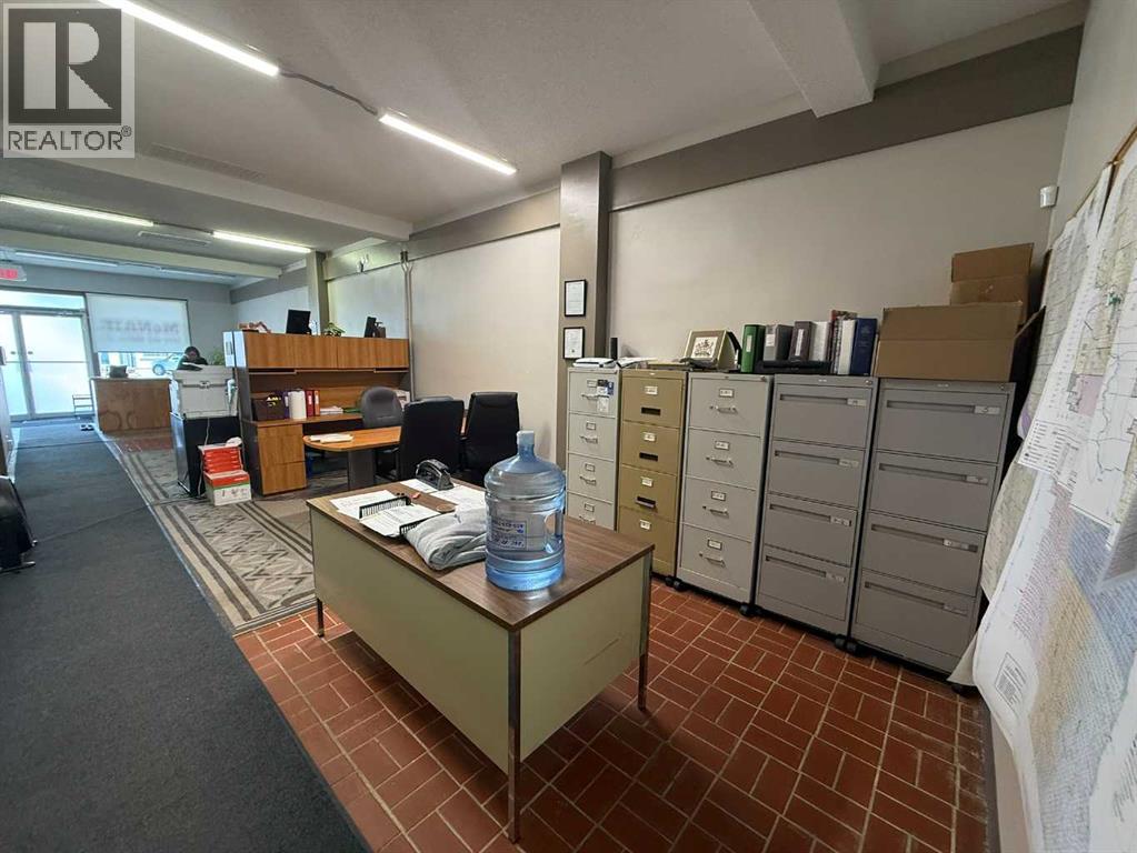 223 6 Street, Beiseker, Alberta T0M 0G0 - Photo 32 - A2253407