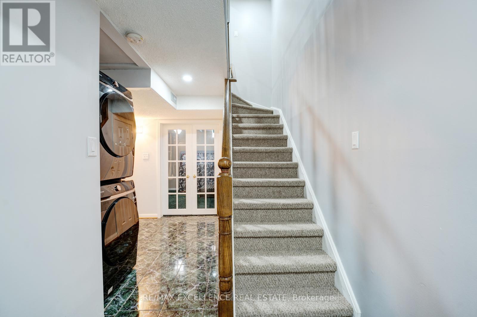 82 Carrie Crescent, Brampton, Ontario  L6Y 4Y6 - Photo 36 - W12580186