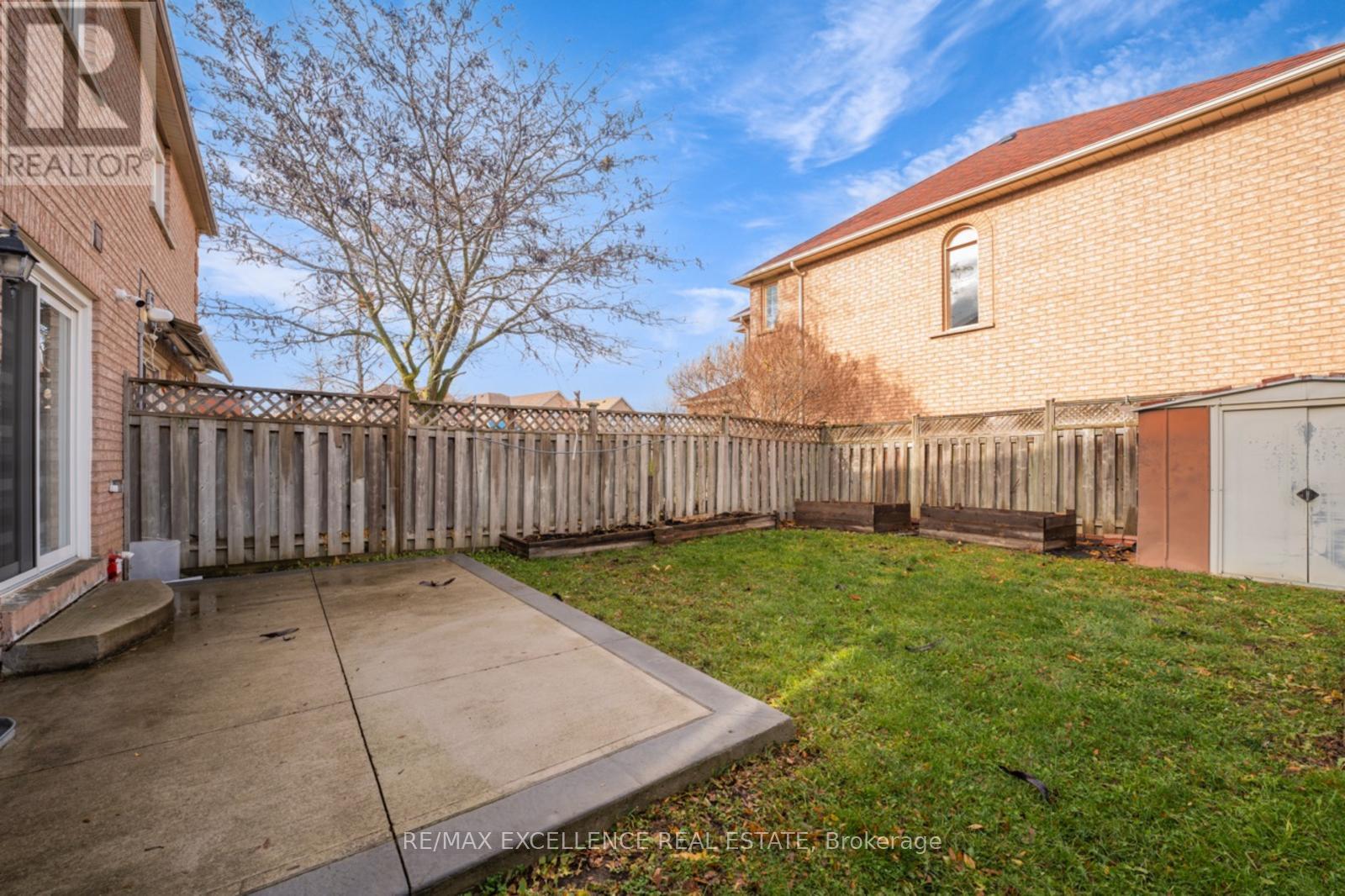 82 Carrie Crescent, Brampton, Ontario  L6Y 4Y6 - Photo 46 - W12580186