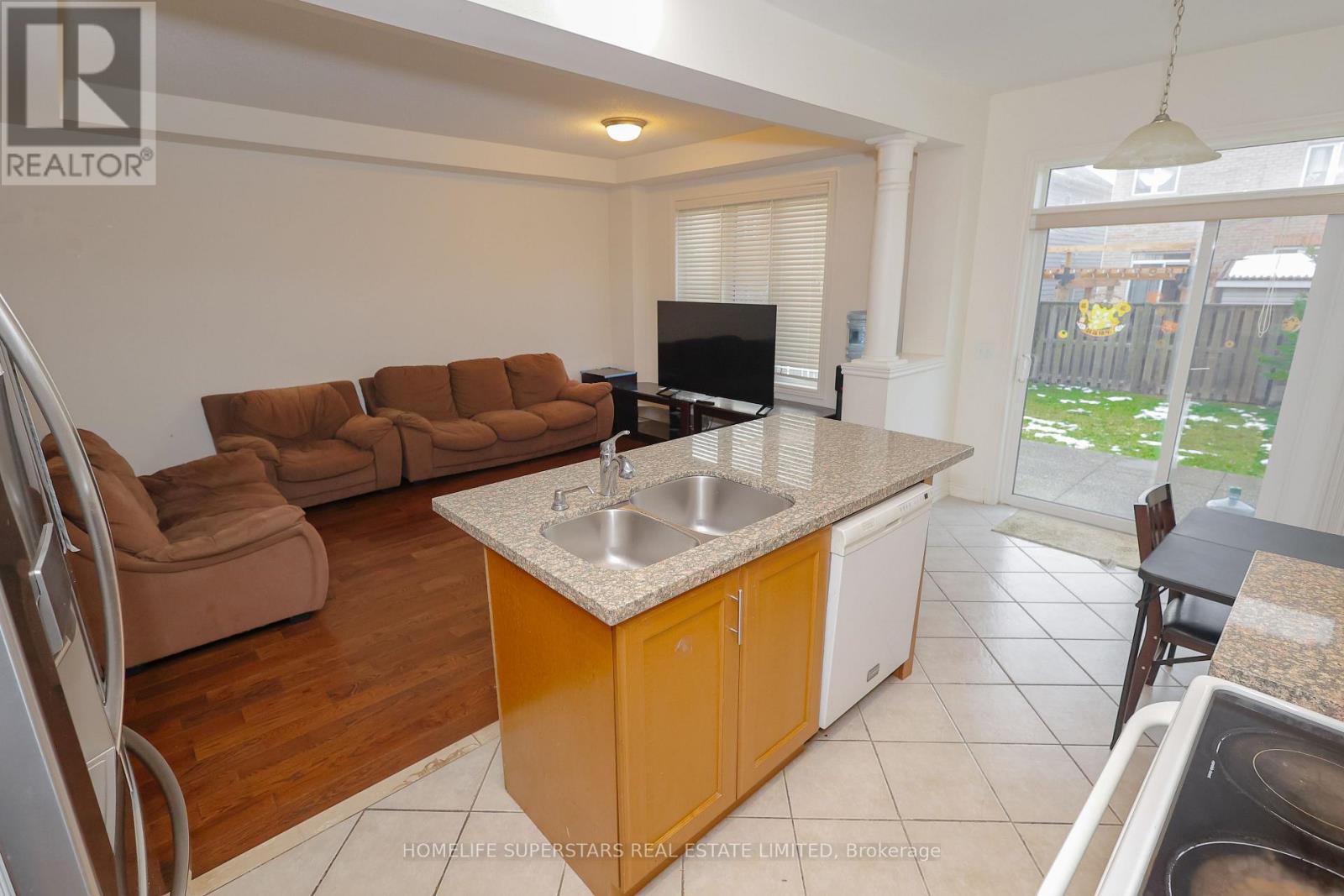 7 White Ash Road, Thorold, Ontario  L2V 5G5 - Photo 13 - X12582302