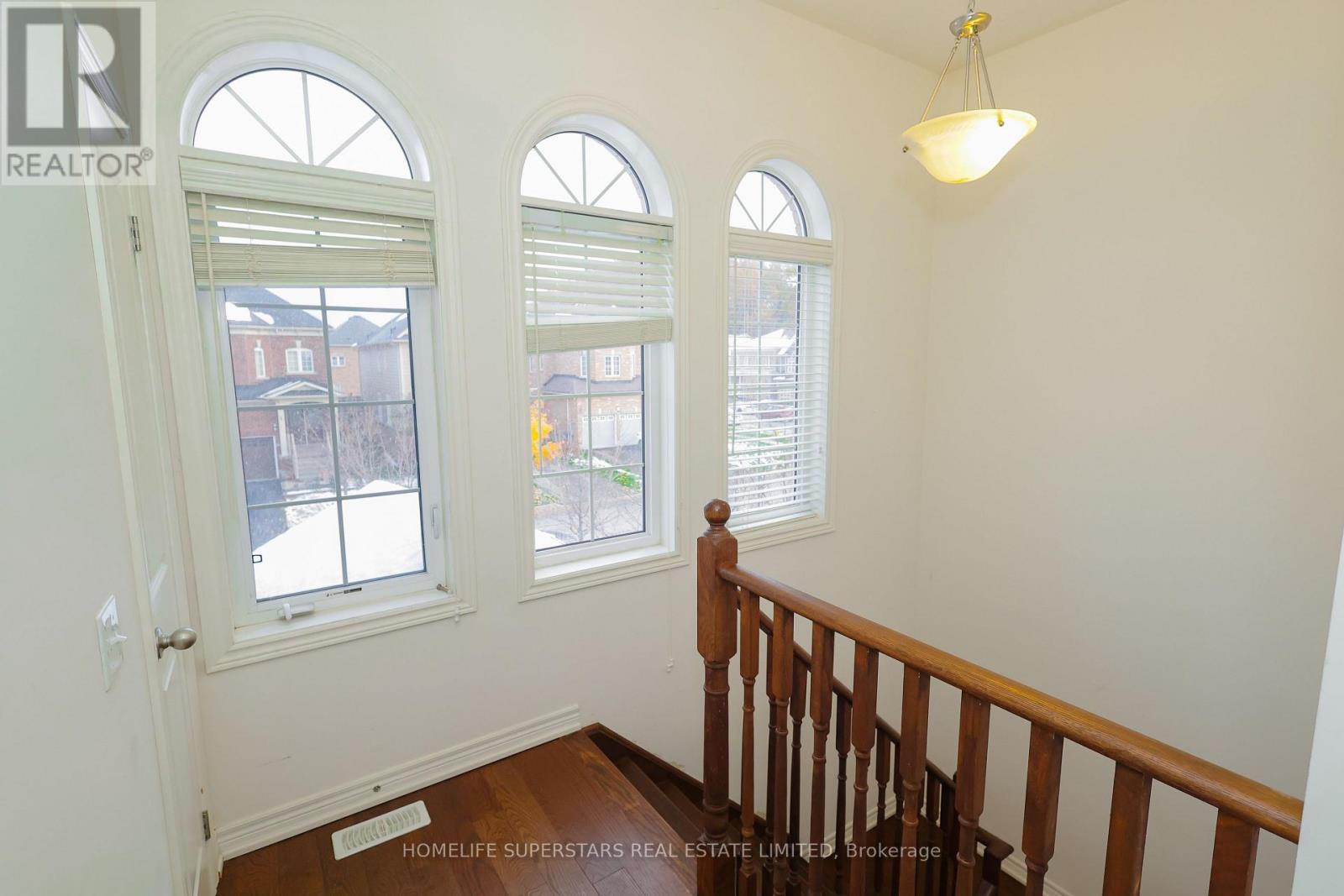 7 White Ash Road, Thorold, Ontario  L2V 5G5 - Photo 16 - X12582302