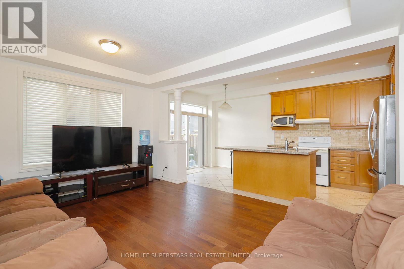 7 White Ash Road, Thorold, Ontario  L2V 5G5 - Photo 9 - X12582302