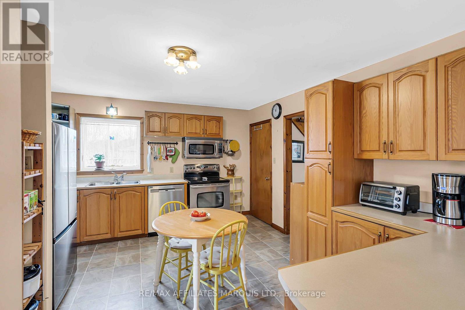 17439 County Rd 18 Road E, South Stormont, Ontario  K0C 2A0 - Photo 7 - X12582374