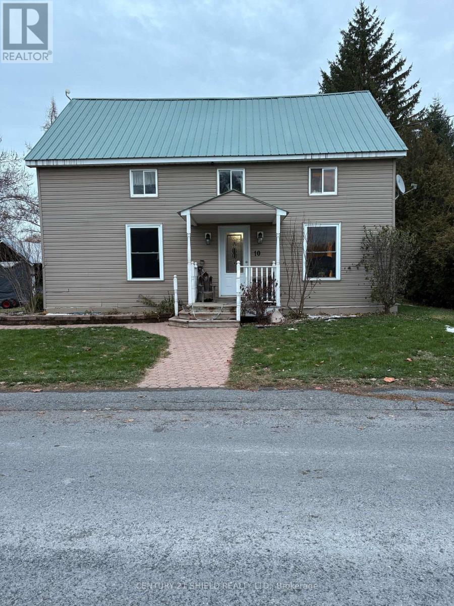 10 Ash Street, South Stormont, Ontario  K0C 1Y0 - Photo 1 - X12582458