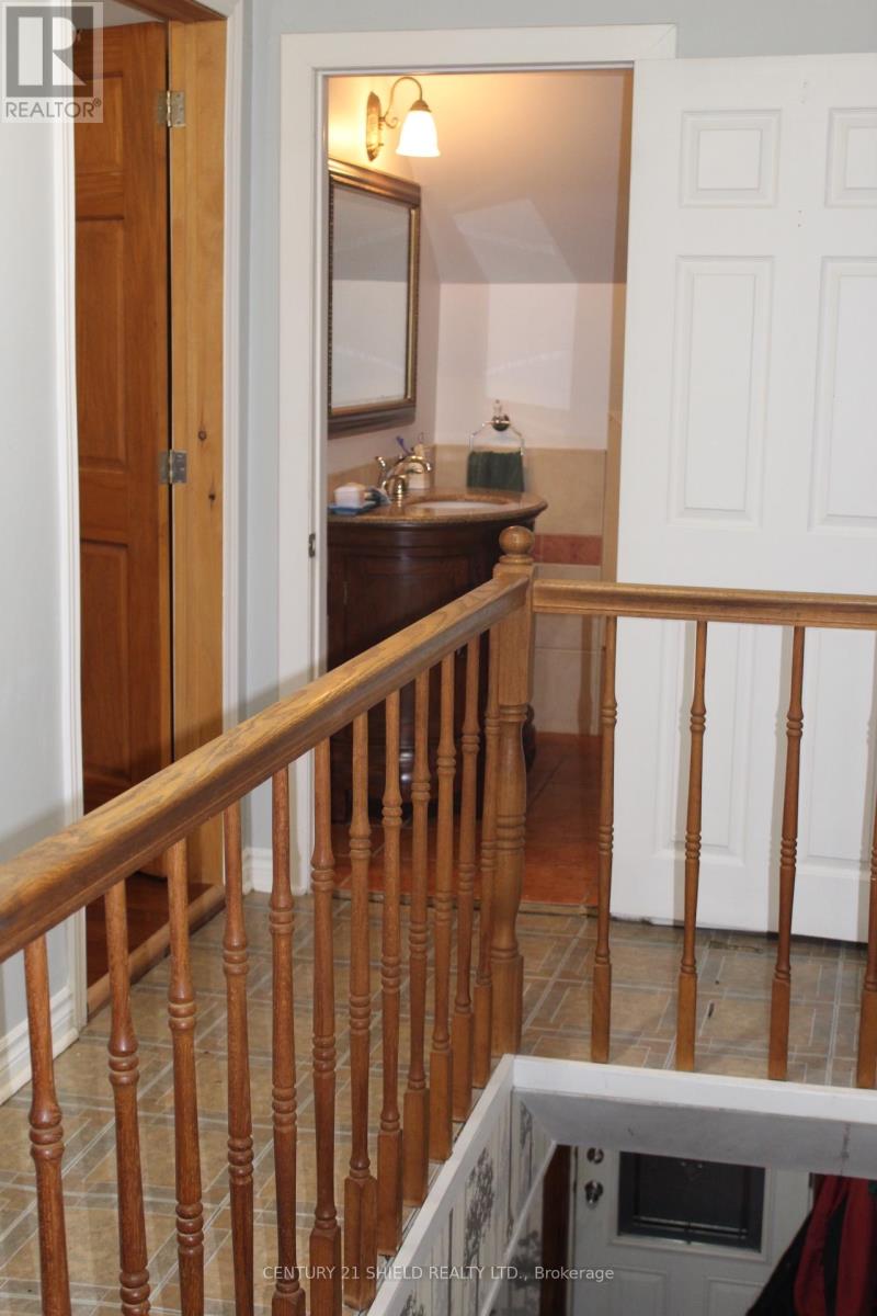 10 Ash Street, South Stormont, Ontario  K0C 1Y0 - Photo 18 - X12582458