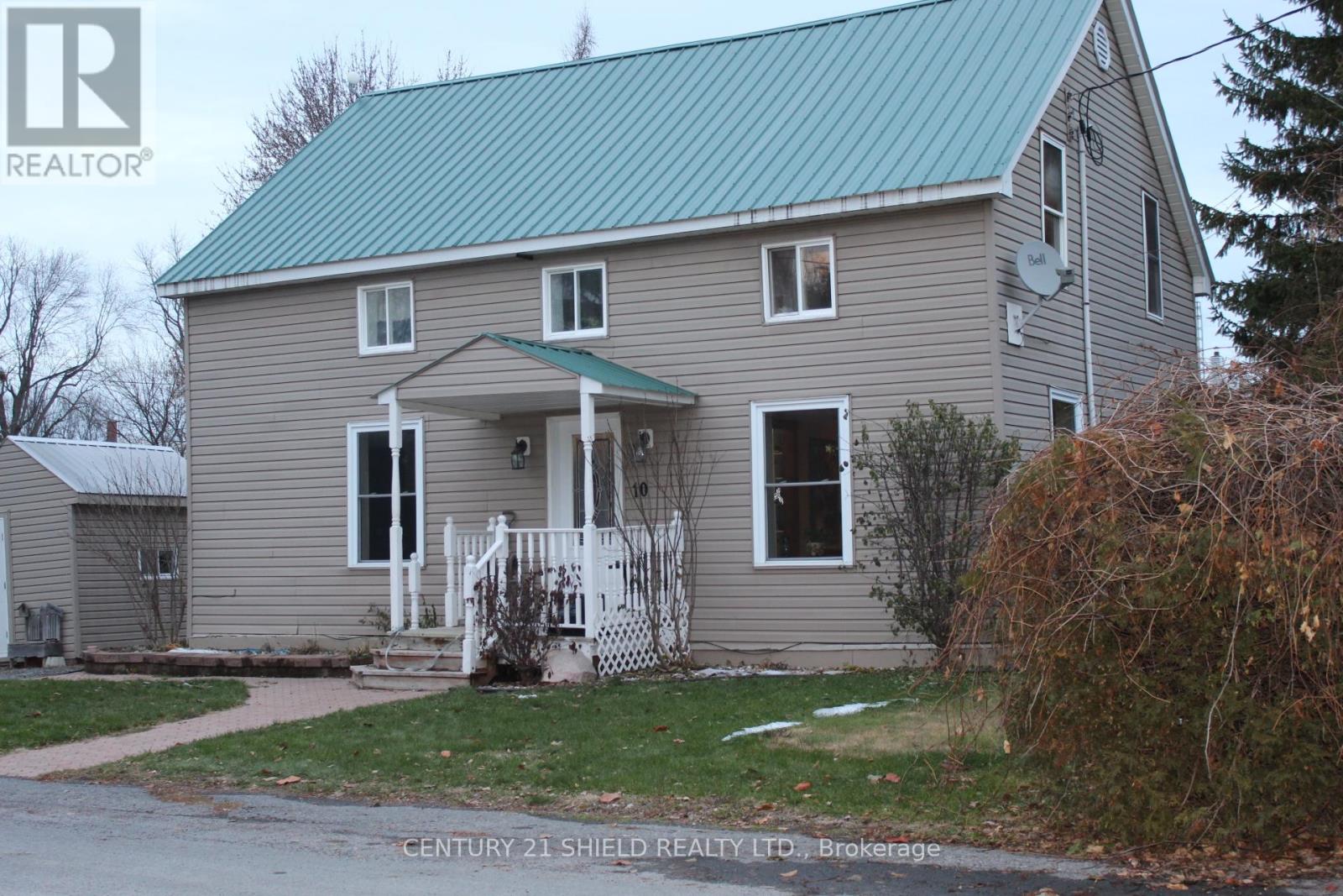 10 Ash Street, South Stormont, Ontario  K0C 1Y0 - Photo 3 - X12582458