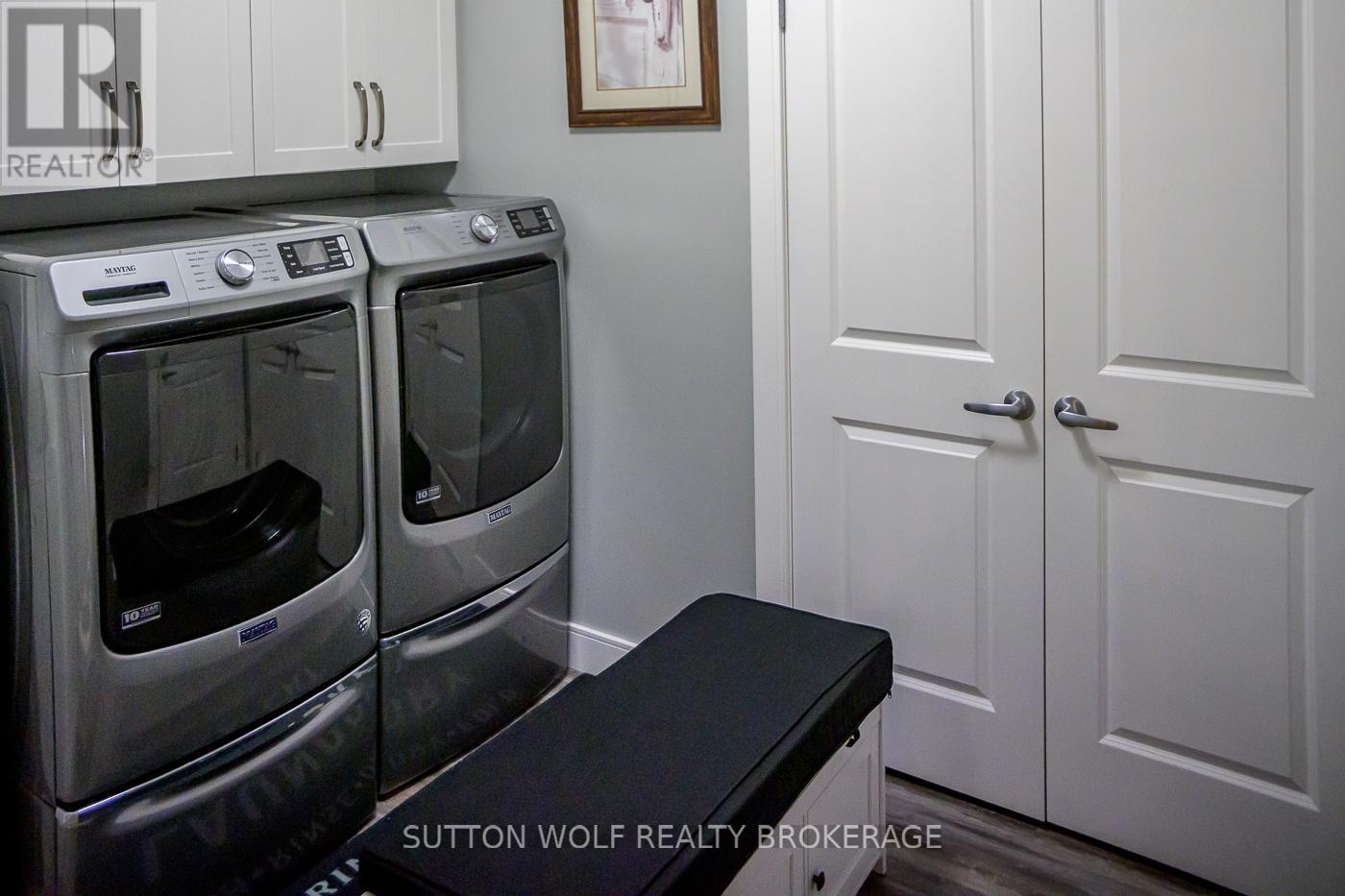 14 Elwood Street, Strathroy-Caradoc, Ontario N7G 0G5 - Photo 17 - X12465794