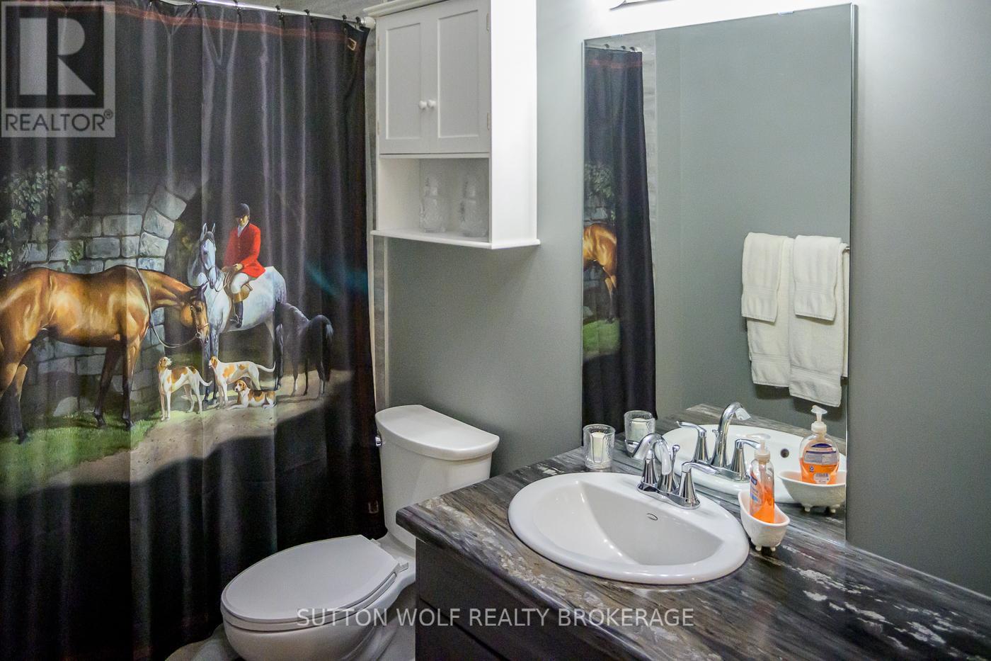 14 Elwood Street, Strathroy-Caradoc, Ontario N7G 0G5 - Photo 24 - X12465794