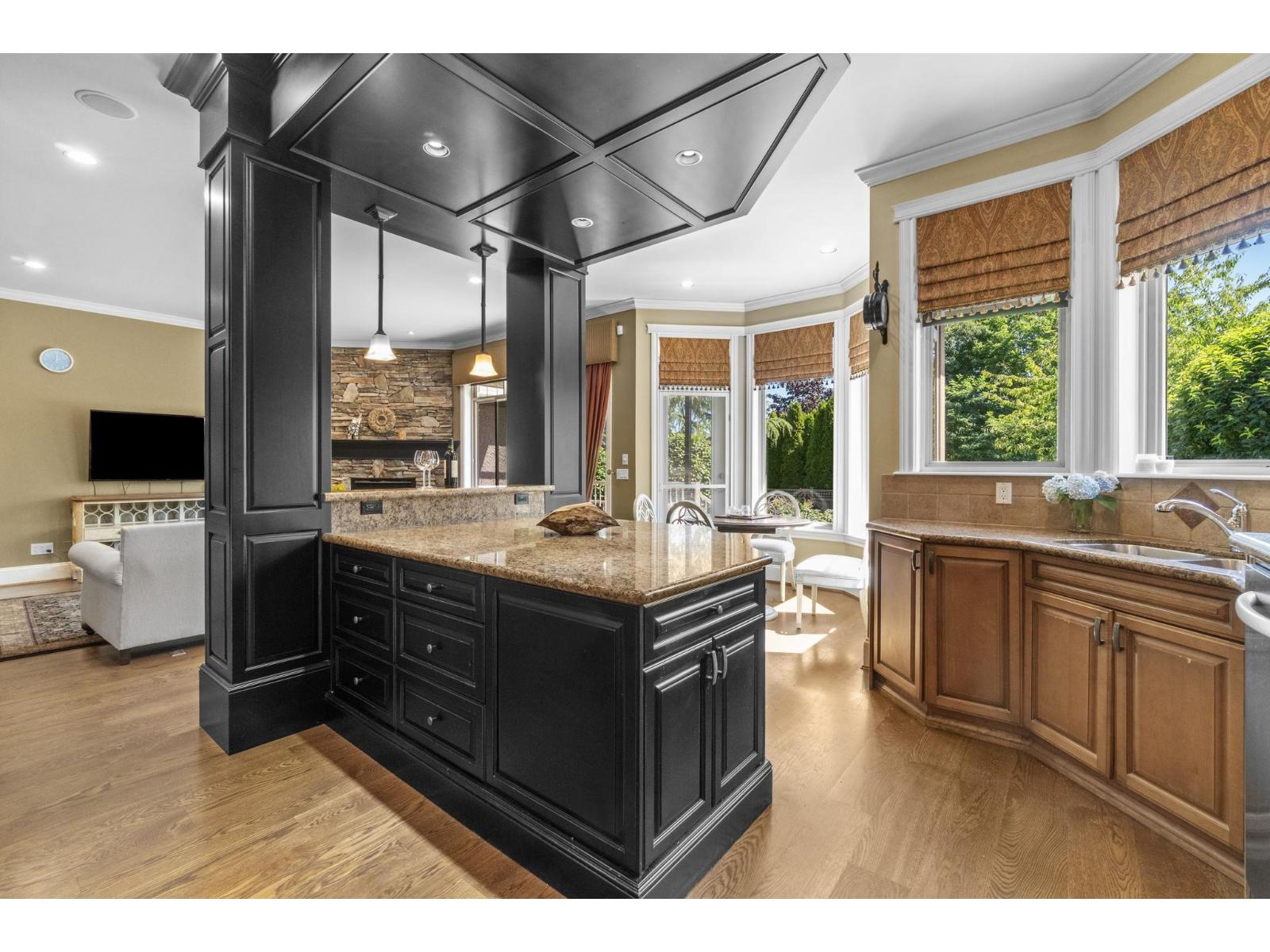 3918 156b Street, Surrey, British Columbia  V3Z 0K8 - Photo 7 - R3070605