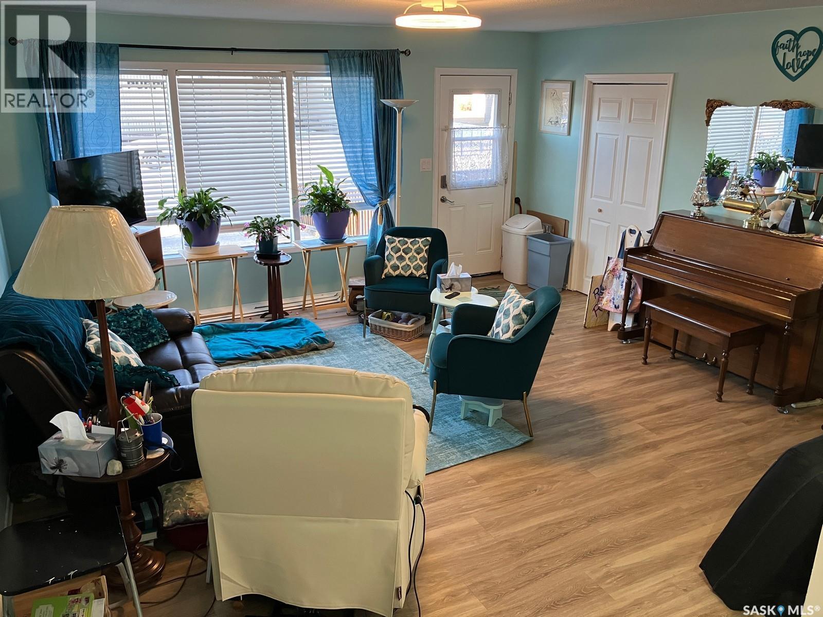 311 1st Street W, Nipawin, Saskatchewan  S0E 1E0 - Photo 4 - SK022016